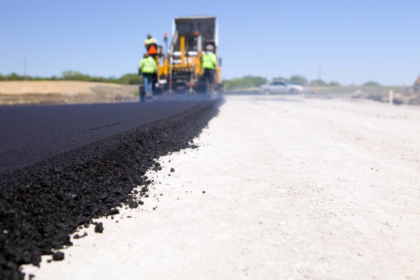 Best Driveway Paving Contractor  in Miami Heights, OH